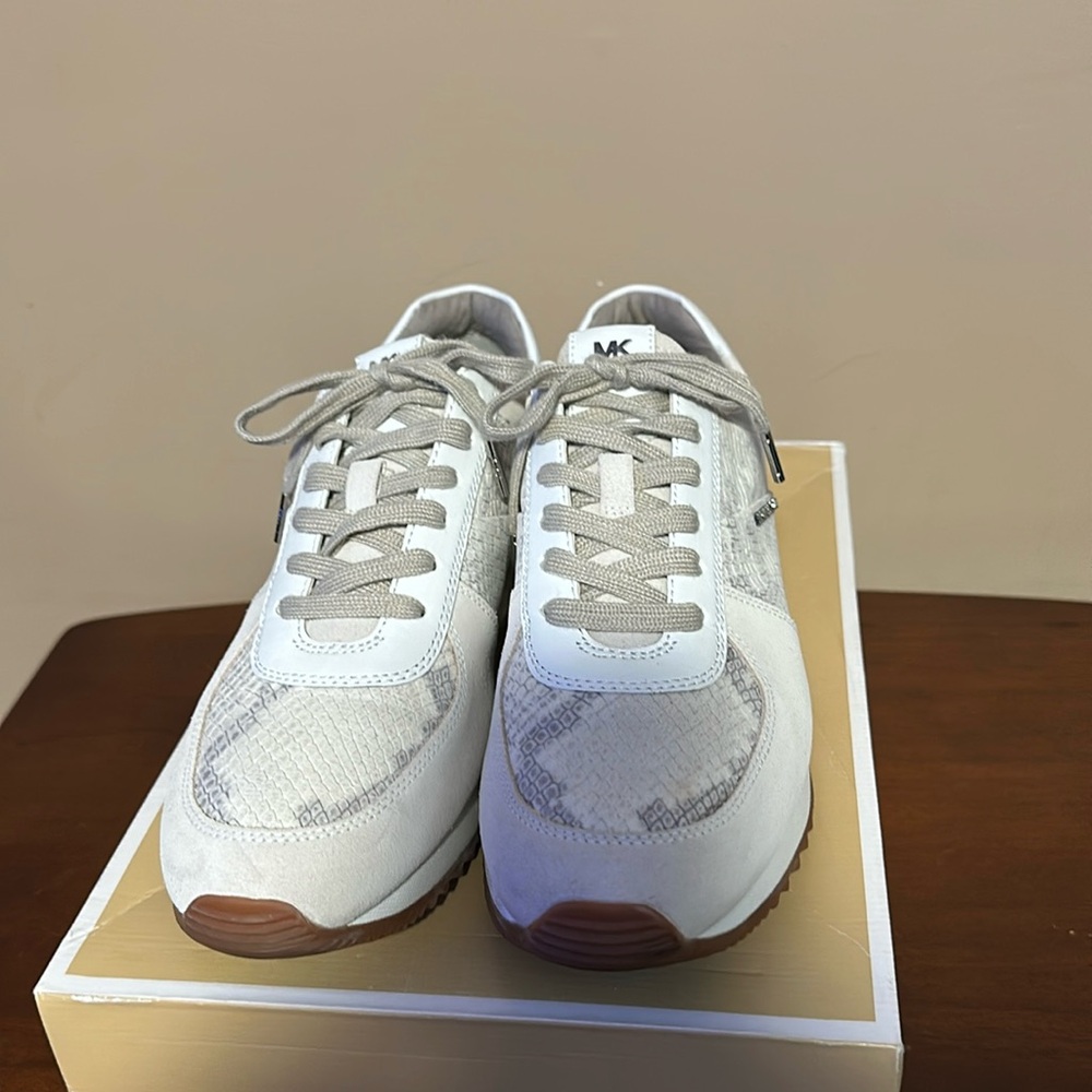 Michael kors size 10 Allie Wrap Trainer Embossed Leather sneakers